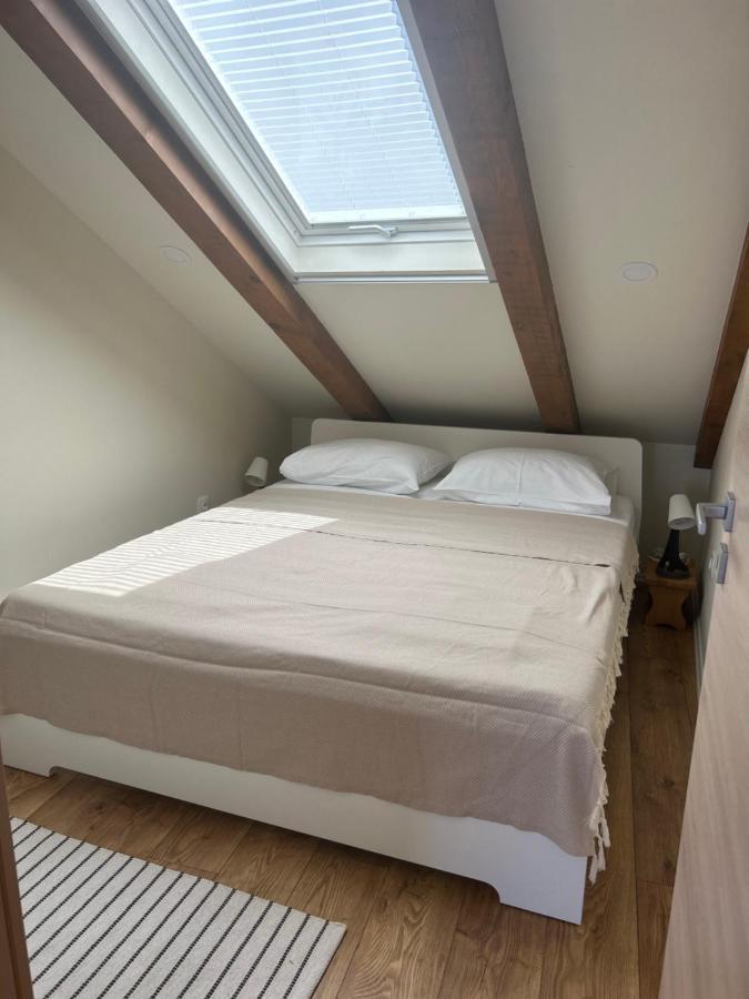 קאבטאט Lovely Apartment מראה חיצוני תמונה